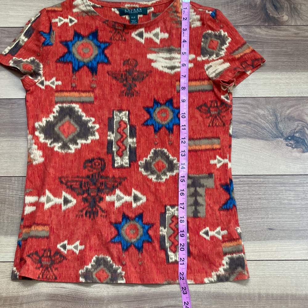 Lauren Ralph Lauren Aztec prin short sleeve tshirt. Size S petite - Picture 4 of 6